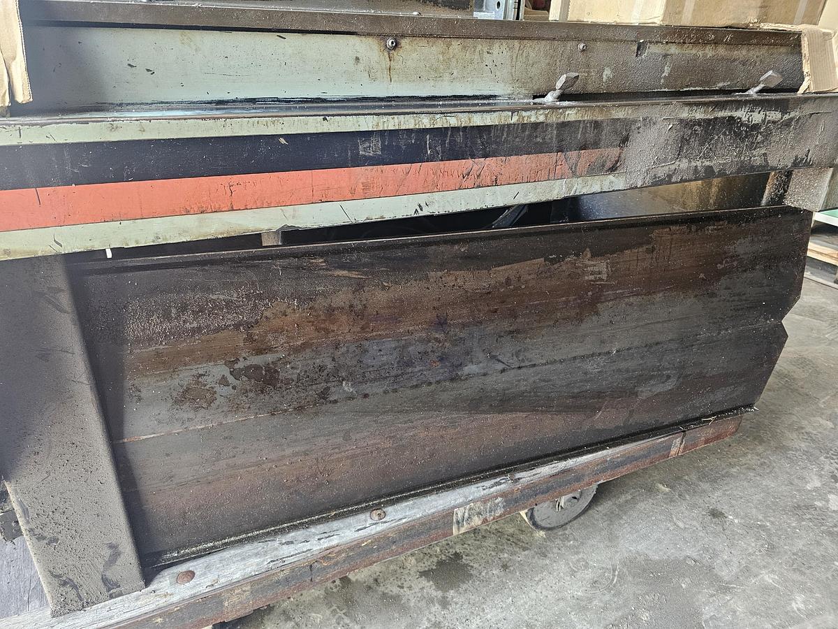 Used 1995 Marvel Series 8 Mark II Vertical Tilt Frame Bandsaw 18" x 22" Capacity