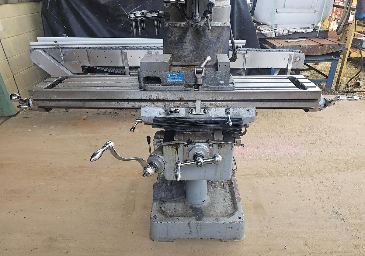 Used 2012 3 Hp ACER E-Mill EVS-3VSII Knee Mill , 9" x 49" Table Acurite DRO