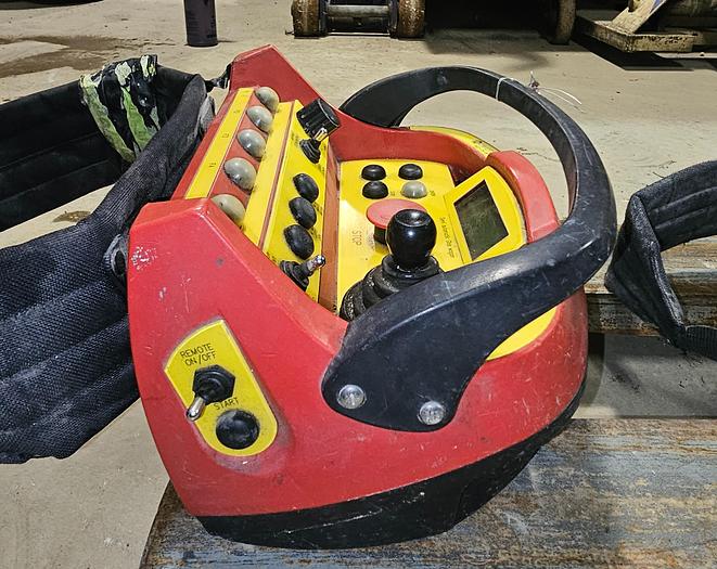 Used Cavotec MC-3-6 Radio Remote Control for Mining/Crane/Oil Application