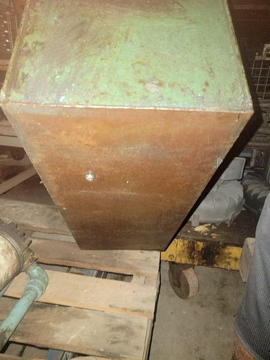 Used Graymills/Superflo H2-3308A Coolant Pump and Tank