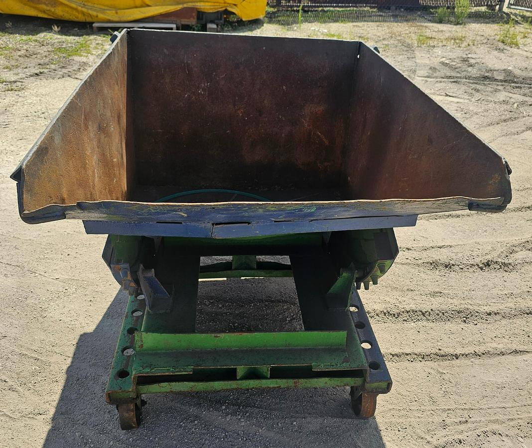 Used 1 Cu. Yard Castor Mounted Self Dumping Hopper 41" x 55" x 28" 