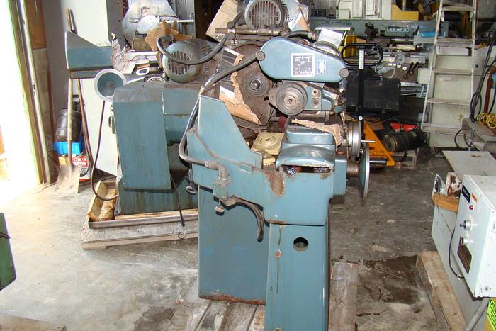 Used 6″ Diameter x 13″ B.C. Jones & Shipman #1212E ID./OD. Cylindrical Grinder w/DRO