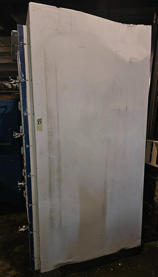 Used Donaldson Torit DWST 6-4 Downflo Workstation | 28,000 CFM | 4-Module Dust Booth