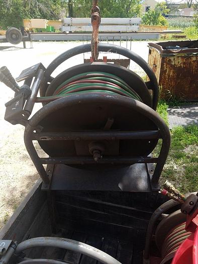 Used 1/4'' x 100 ft Gas Welding Hose Reel w/Hose 200 psi