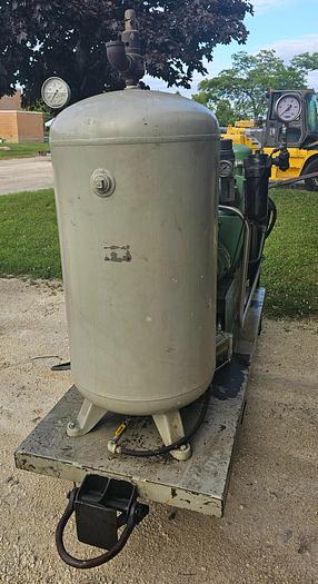 Used 40 Hp Sullair 10B-40H Portable Cart Mounted Rotary Screw Air Compressor