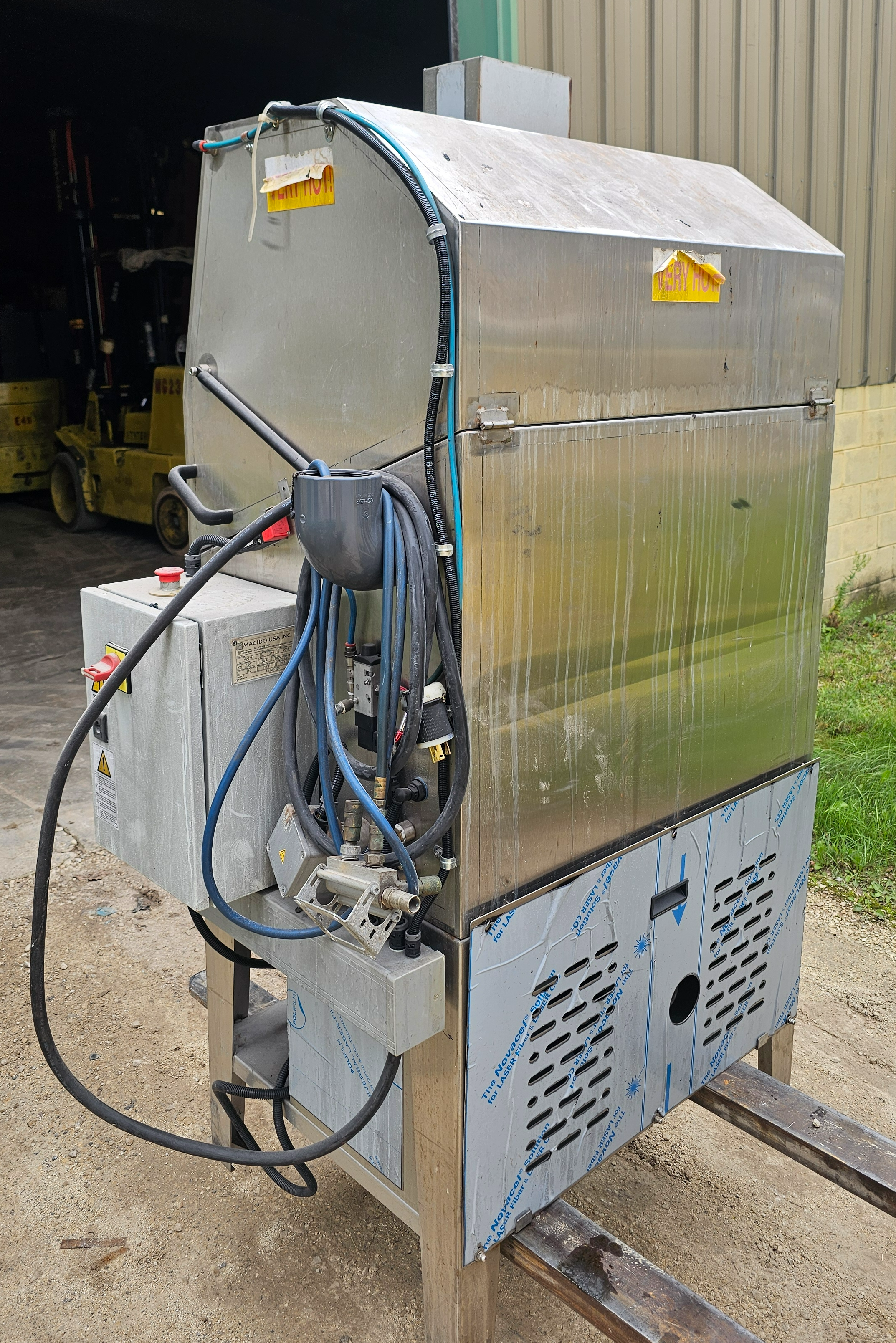 Used 2018 Magido HP25M 304 Stainless High-Pressure Heated Parts Washer, 870 PSI, 220V