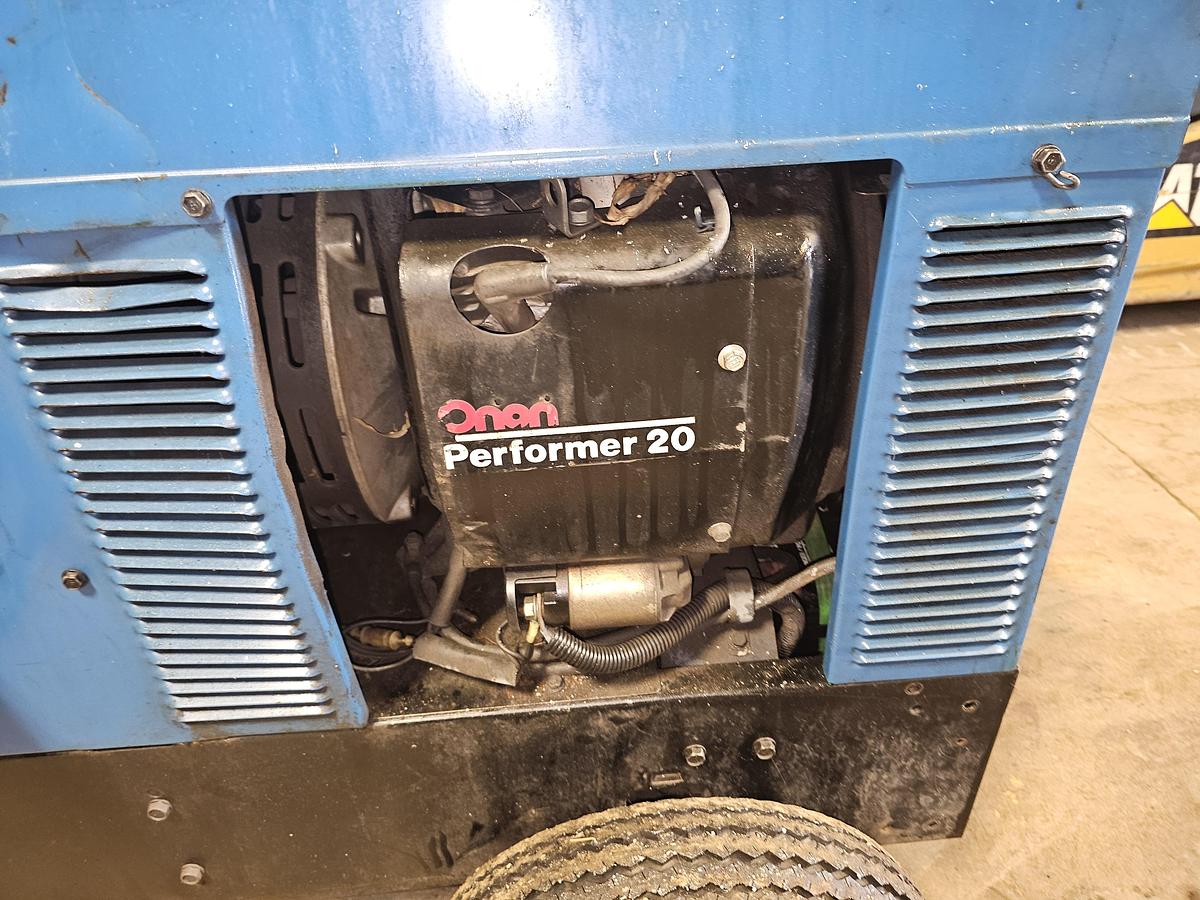 Used Miller Trailblazer 251 NT 8000 Watt Portable Natural Gas Welder/Generator & Leads 