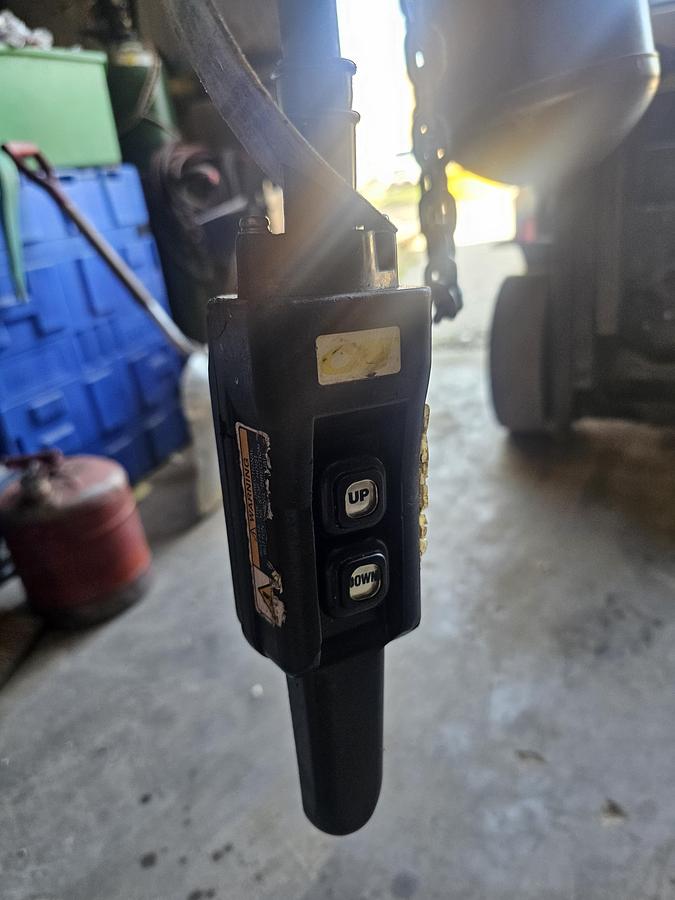 Used 1 Ton Lodestar VS Electric Chain Hoist Model L, 16 FPM Lift Speed, 440-480V 3 Phase