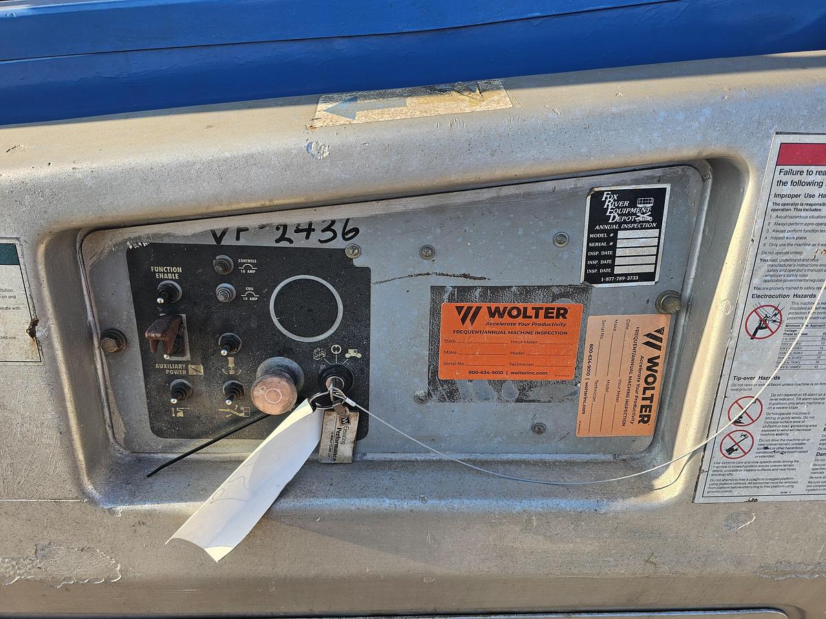 Used 1997 Genie Z20/8N Articulating Self Propelled Boom Lift 