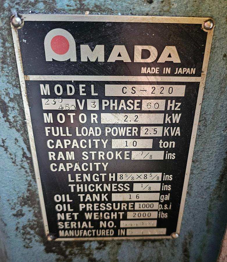 Used 10 Ton Amada CS-220 Hydraulic Corner Notcher 1/8" x 8-5/8", Foot Pedal Control