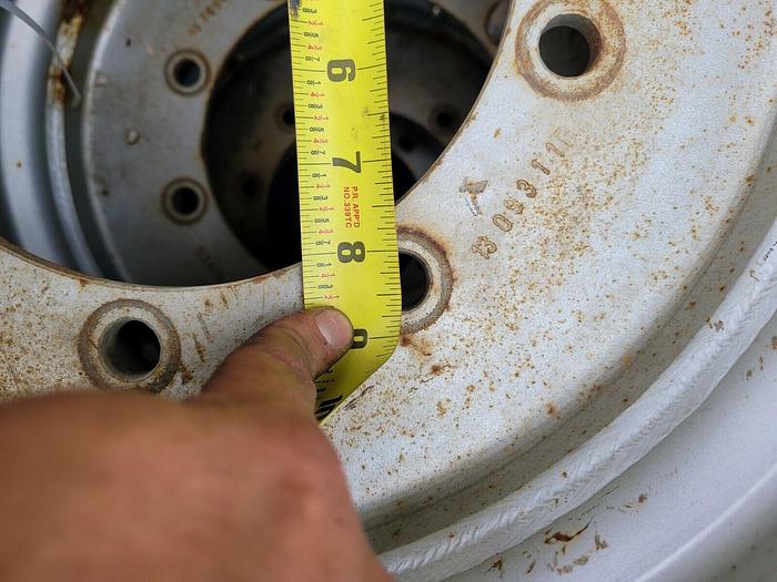 Used 4x OTR Lightning Telehandler Tires 10 Bolt Rims IN240/55D/17.5 Grey No Mark Tire