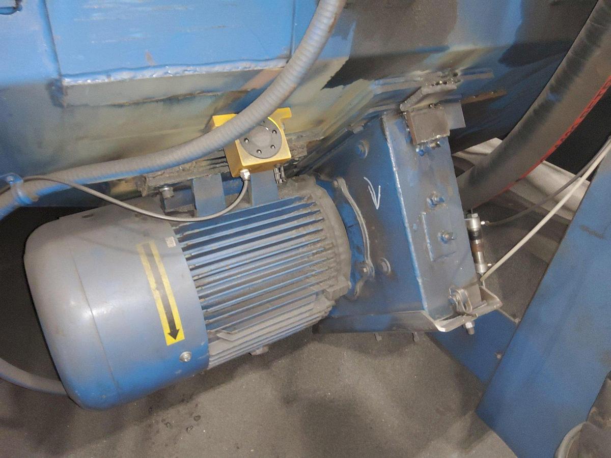 Used Pangborn ES-1921-109 Rotoblast | 4-Wheel (100HP) Pass-Thru Blaster & Dust Collector 