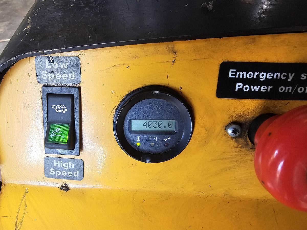Used TASK Viper3000 3,000 LB Walkie Reach Stacker 157" Triplex Mast Side-Shift & Tilt