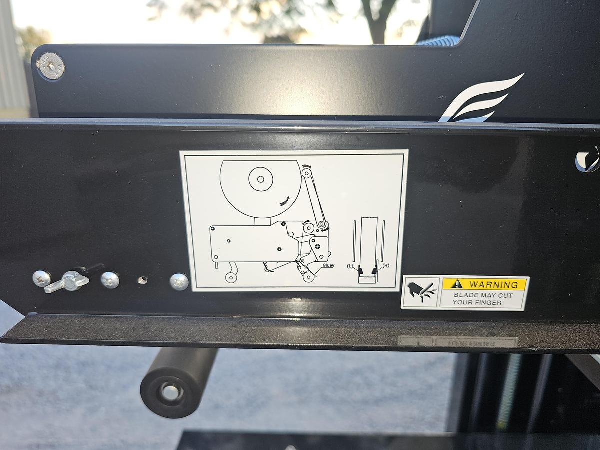 3" Eastey Packaging Systems SB-3EX-Auto 3BT Uniform Case Taper