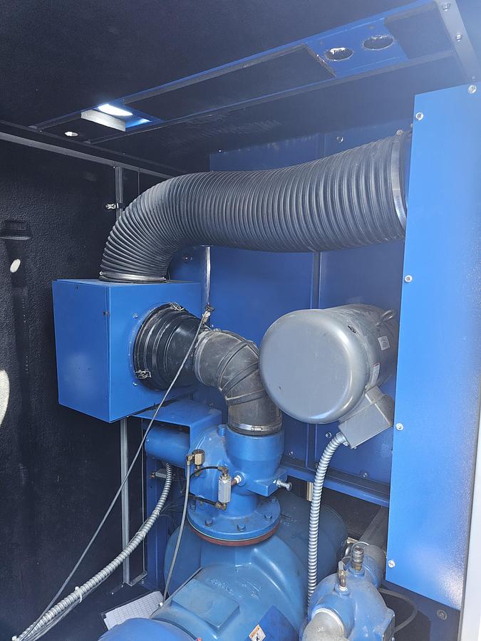 Used 2010 Quincy QGV-100 VFD 100 Hp Rotary Screw Air Compressor 125 Psi / 510 CFM