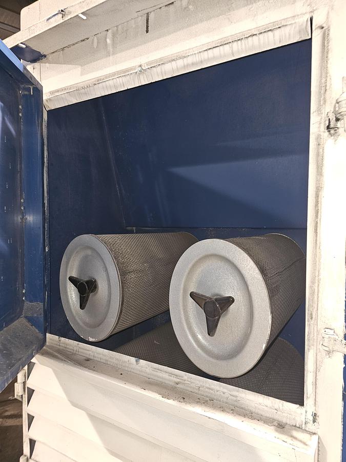 Used Donaldson Torit DWST 6-4 Downflo Workstation | 28,000 CFM | 4-Module Dust Booth