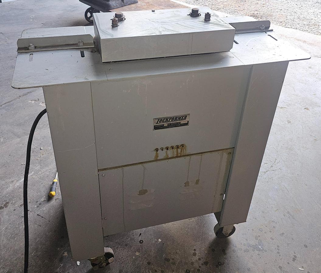 Used 20 Ga. Lockformer Pittsburgh Roll Cleat Former Machine, Right Angle Flange 