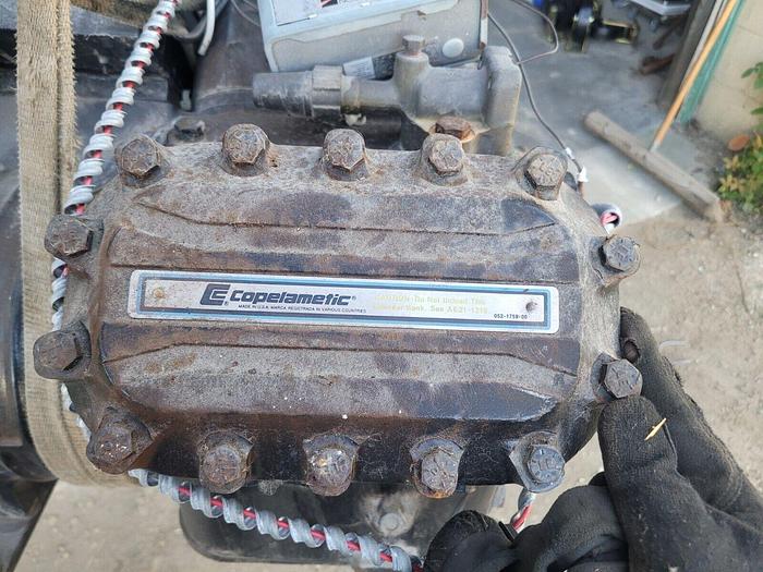 Used Copeland Discus 4DR3-3000-TSE-232 Refrigerated Freon Compressor 500/575V 3 Phase