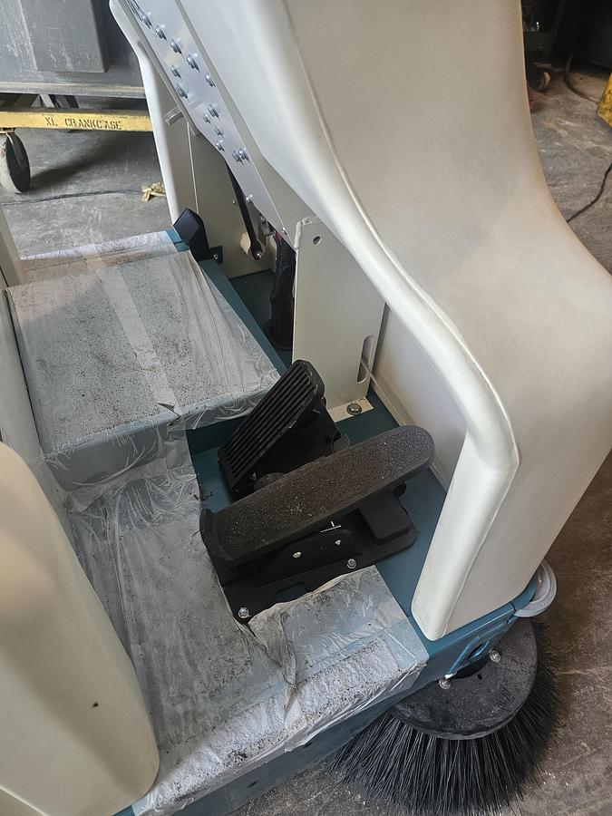 Refurbished Tennant M6200 Battery Operated 55" Cleaning Path Ride On Floor Sweeper