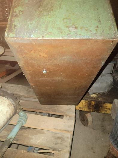 Used Graymills/Superflo H2-3308A Coolant Pump and Tank