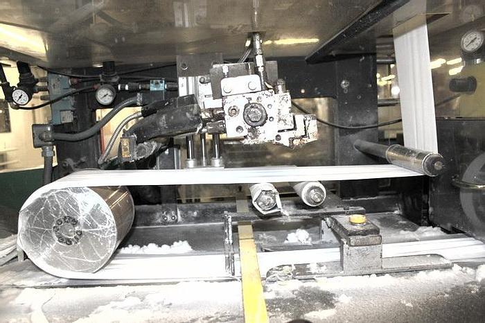 Used MOLNYCKE SANITARY PAD LINE OVERNIGHT SIZE 178 FPM