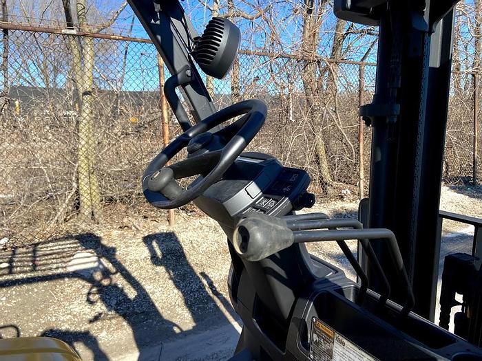 Used 2013 YALE GLP050VX PNEUMATIC FORKLIFT