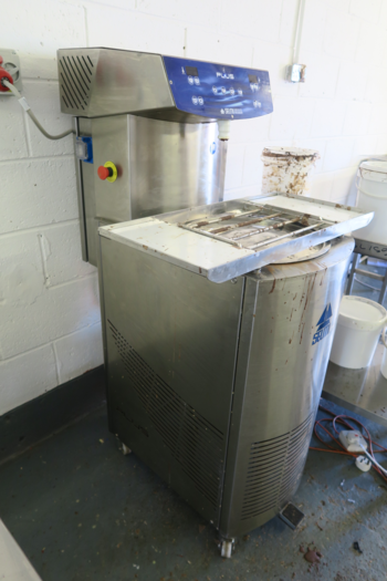 Used Selmi Plus Chocolate Temperer