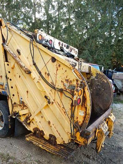 Used Leach 2R-III Rear Loader Tailgate