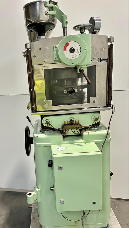 Used MANESTY  BETAPRESS
