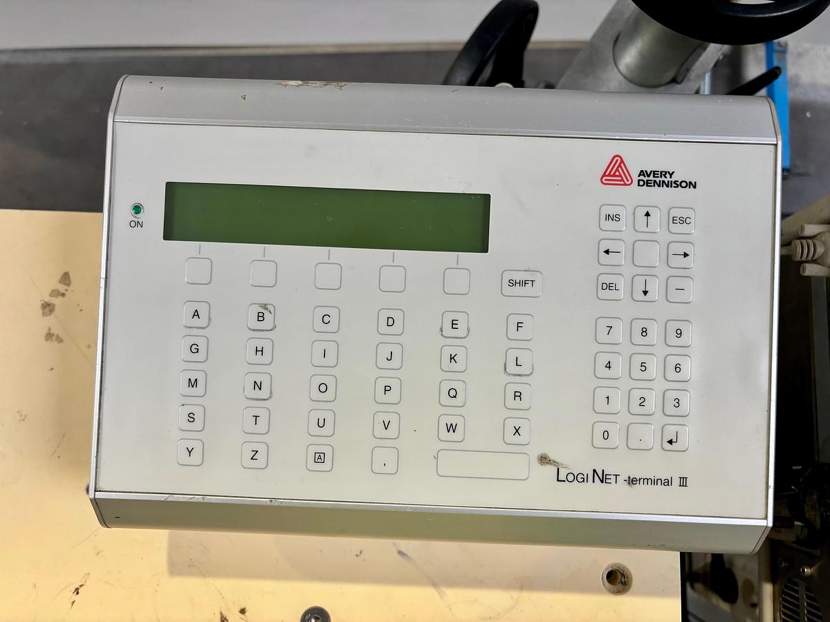 Used AVERY DENNISON ALX924