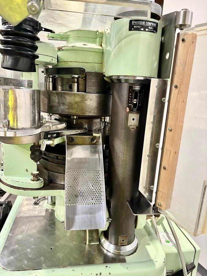 Used MANESTY  BETAPRESS