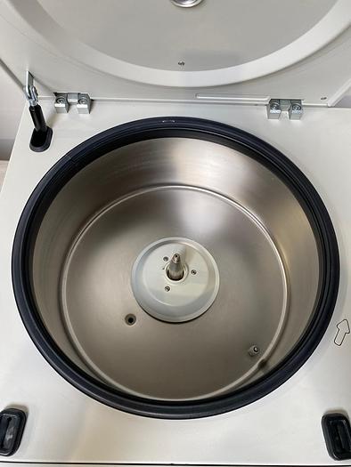 Used EPPENDORF 5810 R