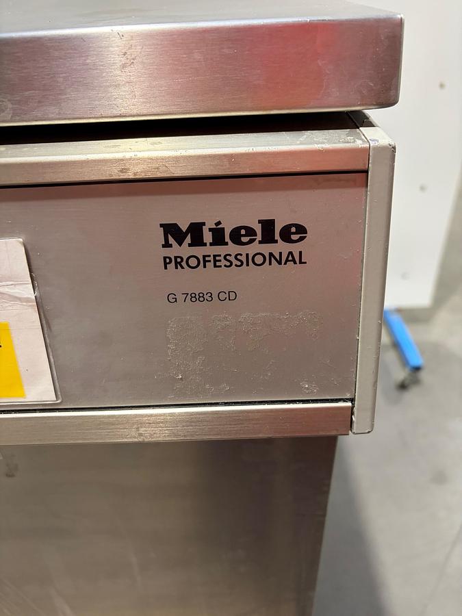 Used MIELE G 7883 CD