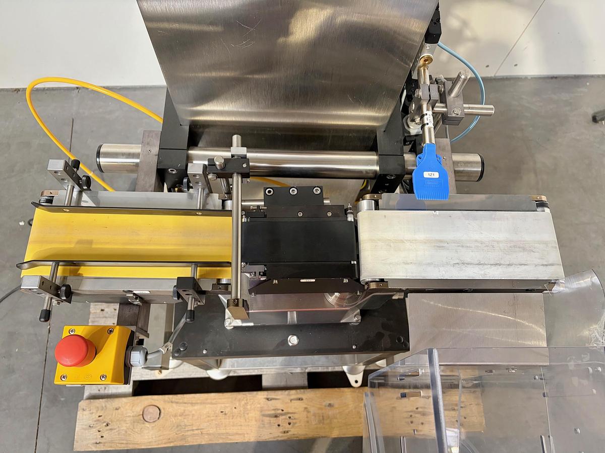 Used 2010 METTLER TOLEDO XS1