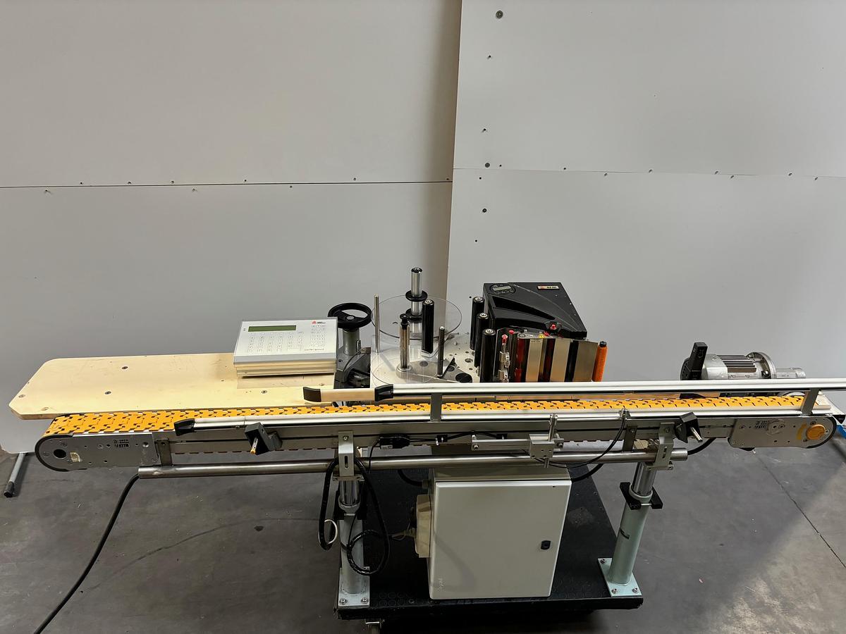 Used AVERY DENNISON ALX924