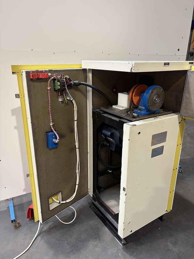 Used 2002 TORRINGTON  100F-9867