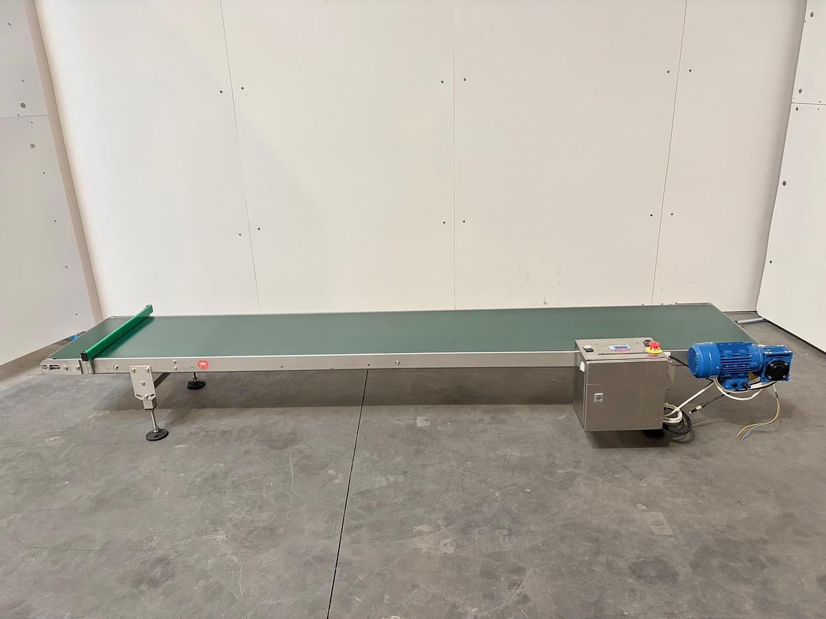 Used 2012 RENAU RIAD