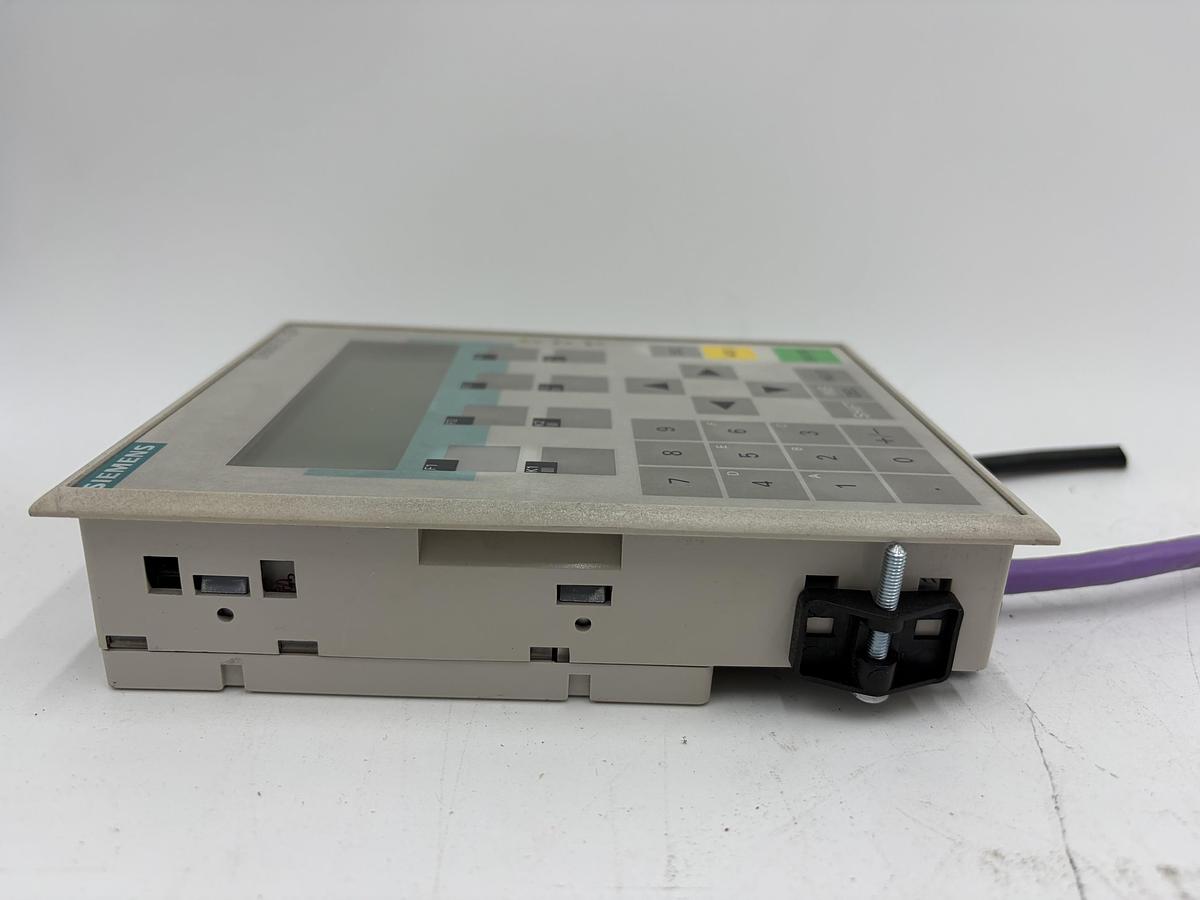 Used SIEMENS SIMATIC OP7