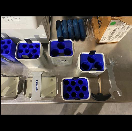 Used EPPENDORF 5810