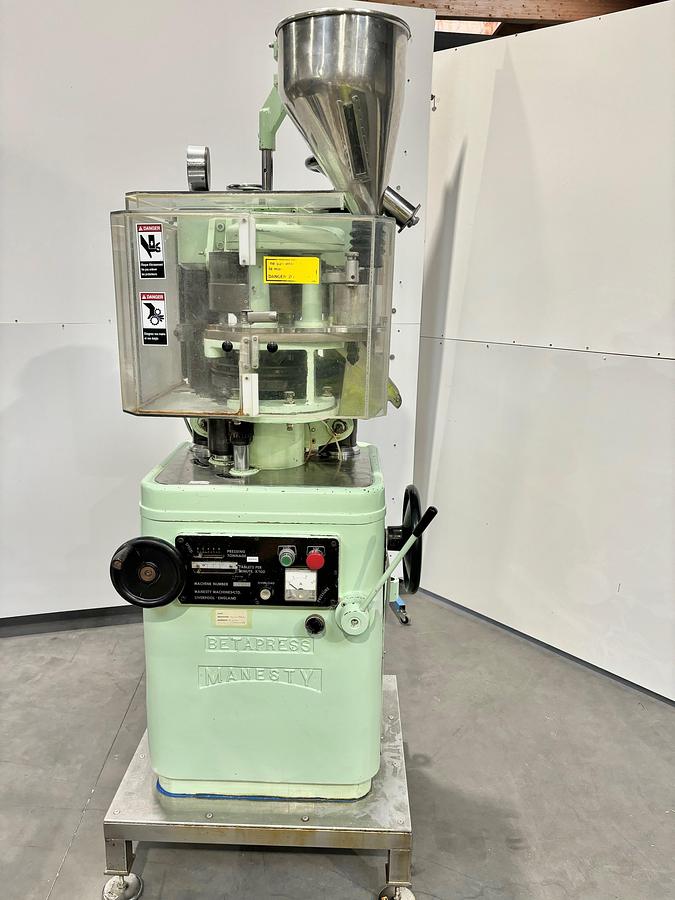 Used MANESTY  BETAPRESS