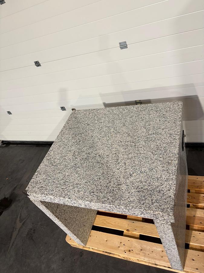 Used Table en marbre