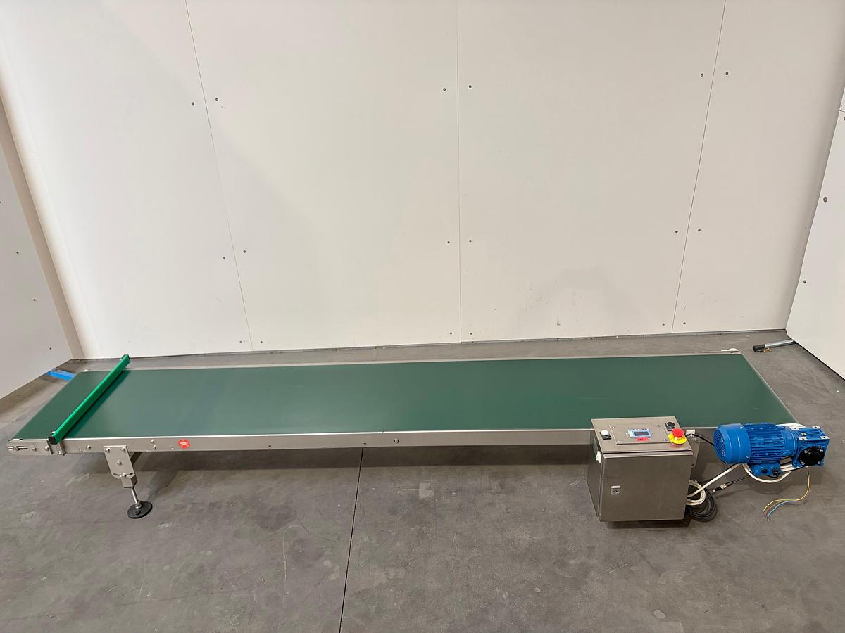 Used 2012 RENAU RIAD