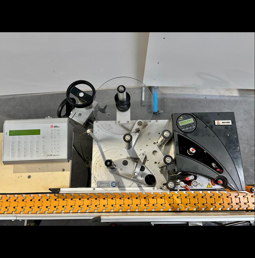 Used AVERY DENNISON ALX924