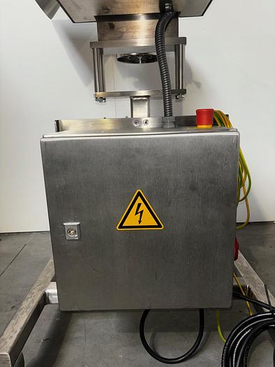 Used 2000 Quadro Comil U10