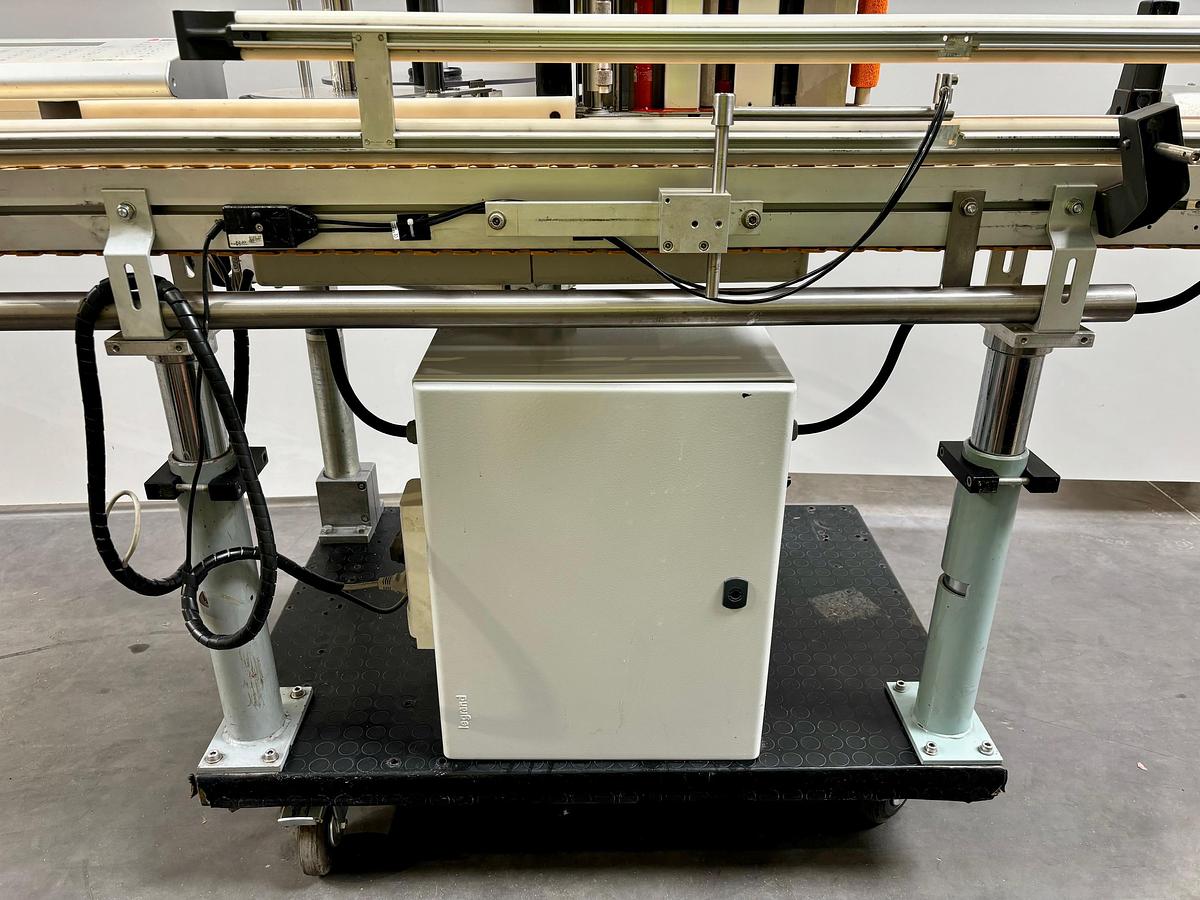 Used AVERY DENNISON ALX924