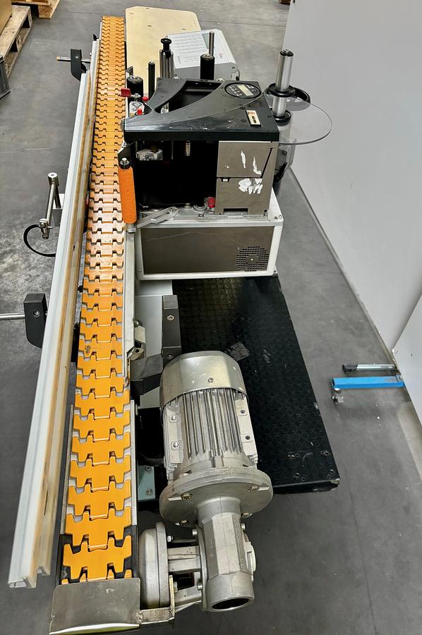 Used AVERY DENNISON ALX924