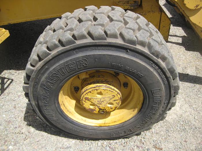 Used 1996 DEERE 410D