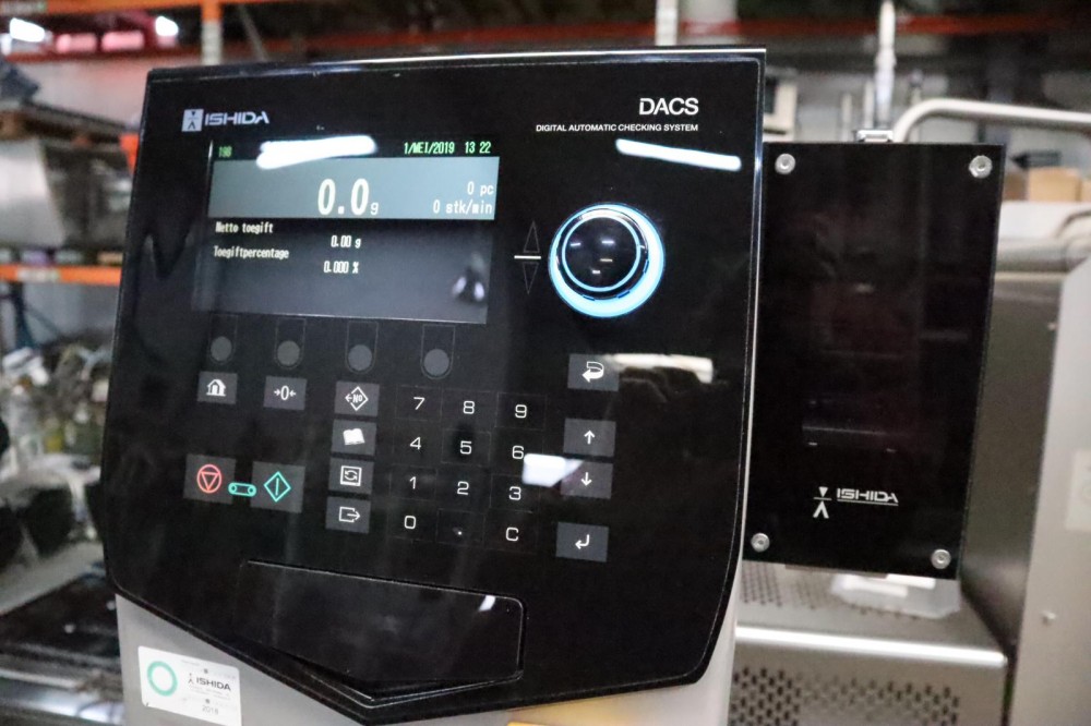 Used Ishida checkweigher high-end with reject