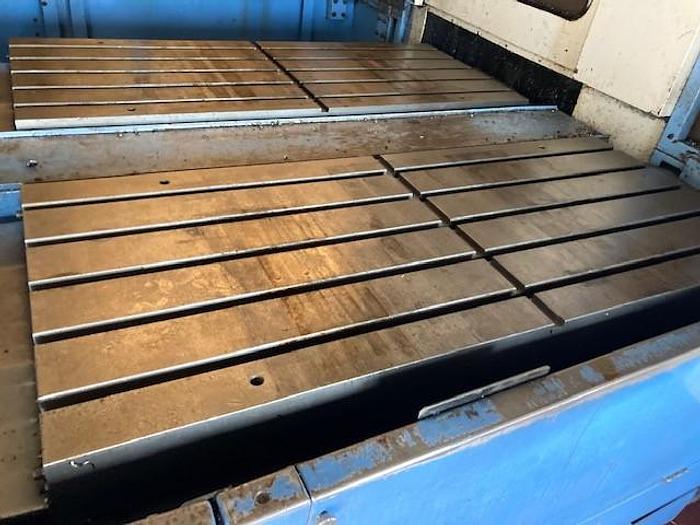 Utilisé Centre d’usinage vertical palettisé Mazak V-515/40 palettisé