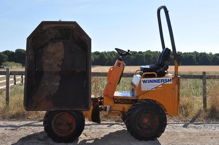 Used 2006 THWAITES 1 TONNE SWIVEL